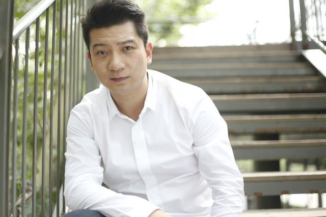 国家话剧院台柱,演《恋爱先生》大火,技高人好还是36亿票房男星|恋爱