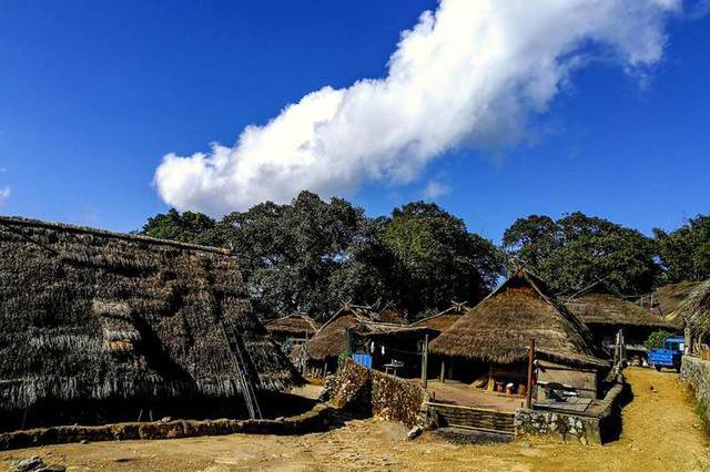 中国最后一个原始部落,沧源翁丁佤寨,大山深处最原始群居村落!|云南|佤寨|沧源_新浪新闻