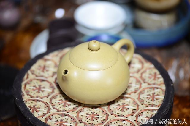 三味紫砂|本山绿泥 西施 做公道壶泡养30天 包浆 渐变历程追溯!|古树|绿泥|西施_新浪新闻