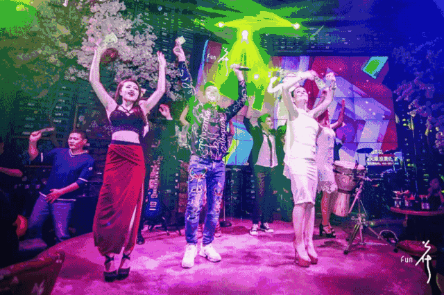 繁花|酒吧|蜀山区_新浪新闻