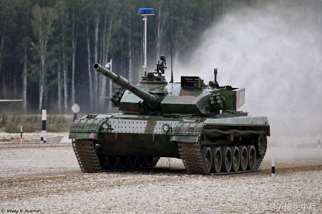 中国装甲部队有多强,第三代主战坦克规模庞大,远超美俄