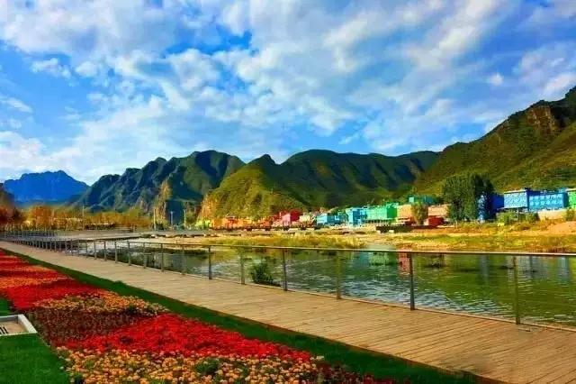 著名旅游专家刘思敏博士在河北野三坡开班授课