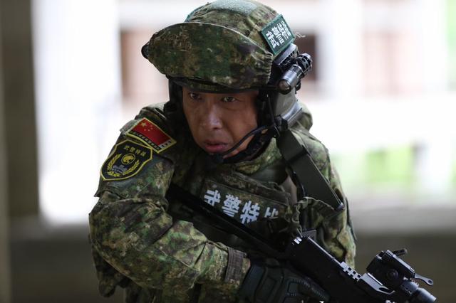 范雷新剧热播,演绎《利刃出击》铁血士官长 及淳朴好爸爸