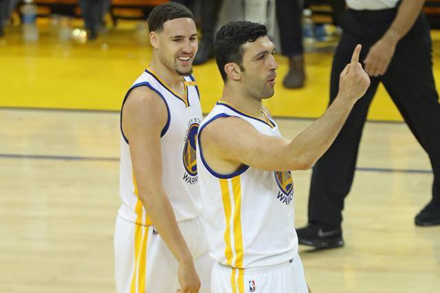 可以说扎扎在nba中的名声越来越大了, 狠起来连队友都不放过, 不知道