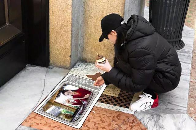 《烈火如歌》如歌终于穿白衣,网友却被热巴的脸吓到,过敏了?