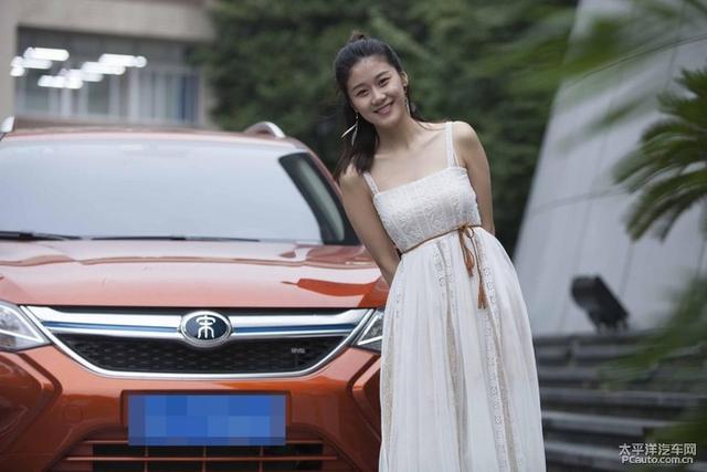 提比亚迪宋dm以后带媳妇回校园逛逛