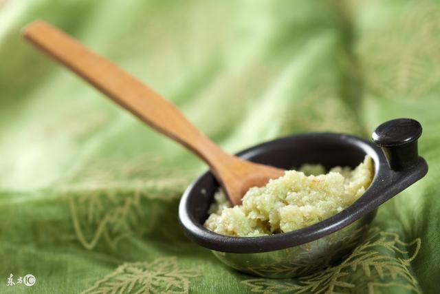 大蒜好吃,但吃完口臭,教你几个小妙招,巧除蒜味!