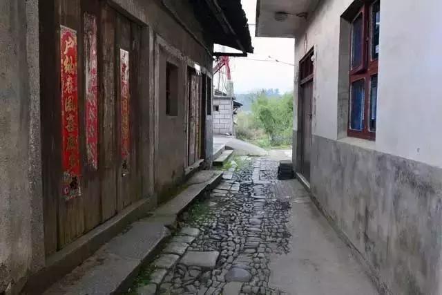 安徽黄山市休宁县溪头村