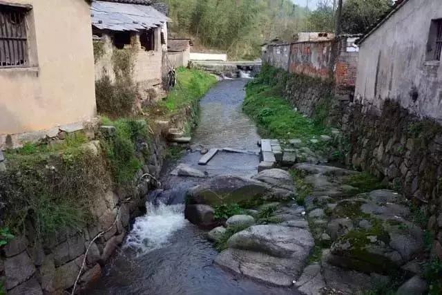 安徽黄山市休宁县溪头村