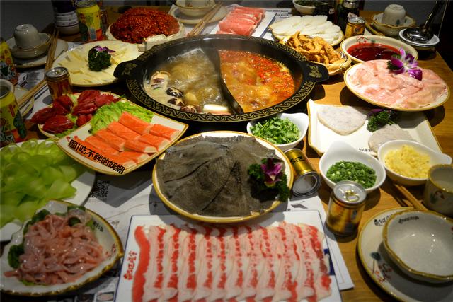 6个人吃火锅点了25个菜大家最喜欢吃的居然是这道菜