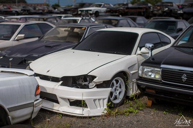 见识|它是gtr缺席年代的战神,走进日产战神r31s的天国之门!