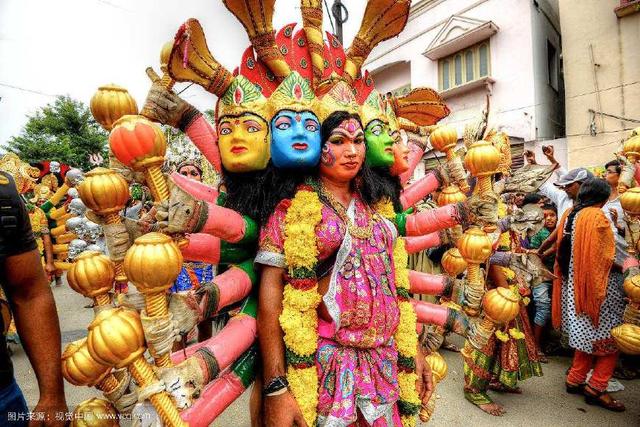 印度网友热议:印度GDP将在2018年超英国,中国