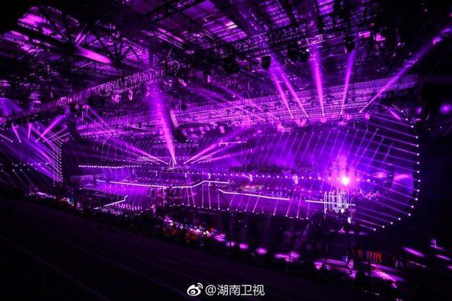 今年的跨年晚会,网民都在说她,你看了吗?