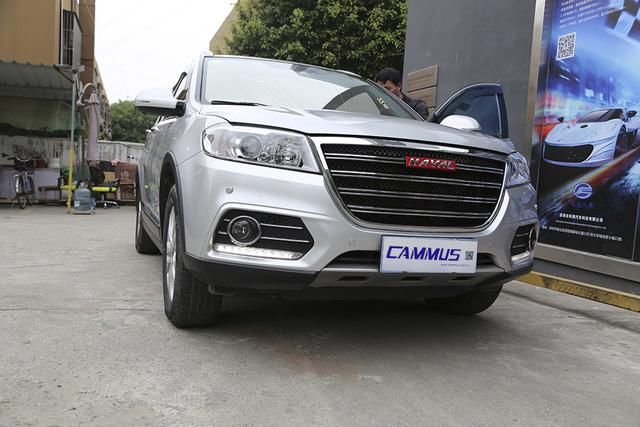对于suv,很多国人或者老外都会拿长城哈弗h6和众泰t600做比较,小编