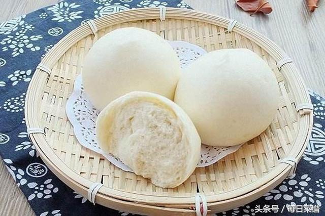 总结蒸馒头8个技技巧, 蒸出来表皮光滑不塌皮, 又香又白又有嚼劲|馒头|面团|技巧_新浪新闻