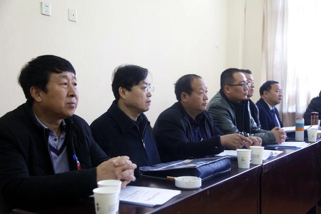 井陉县政协委员列席人大会听取县政府工作报告