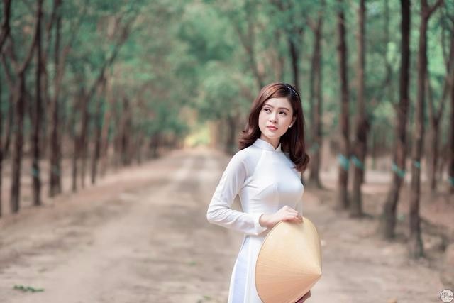 很清纯的越南妹子