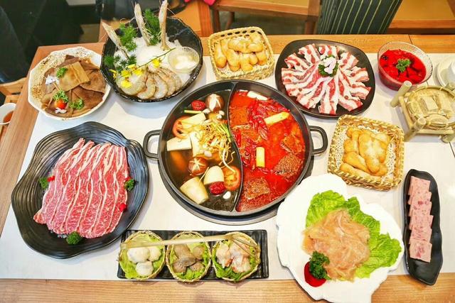 「闷墩儿火锅」引领寒夜温暖食尚潮流