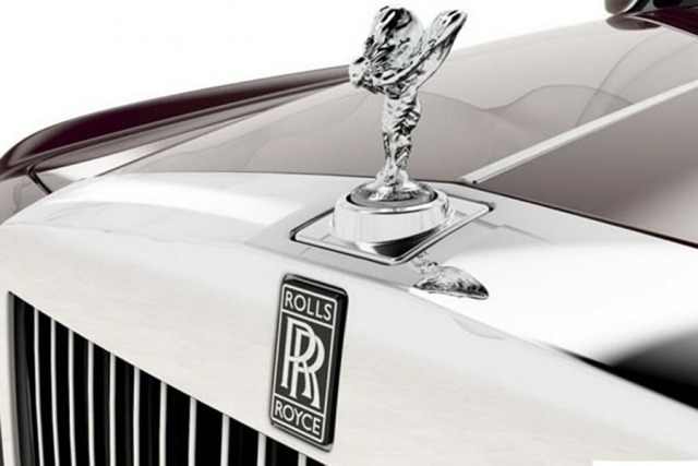 劳斯莱斯的车标为什么会下沉 只是为了防盗?