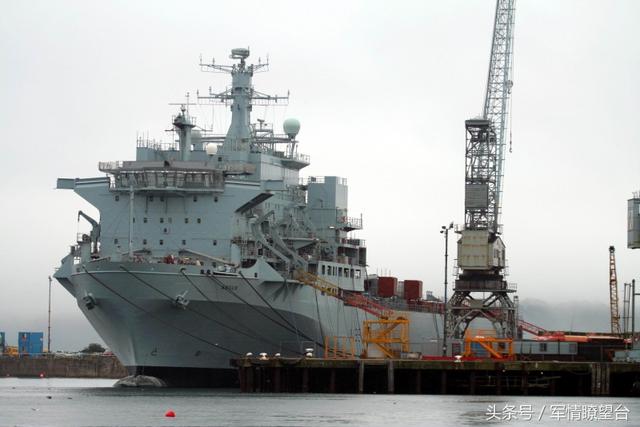 海军士兵百眼巨人号同样是辅助舰队的成员,百眼巨人号的编制也类似,79