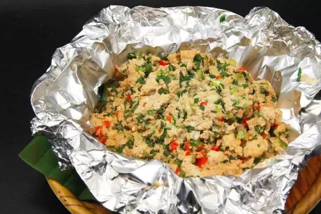 包烧豆腐包谷粑粑烤鸡蛋傣味烤罗非鱼宣威杀猪菜手撕豇豆醋香脆皮茄子