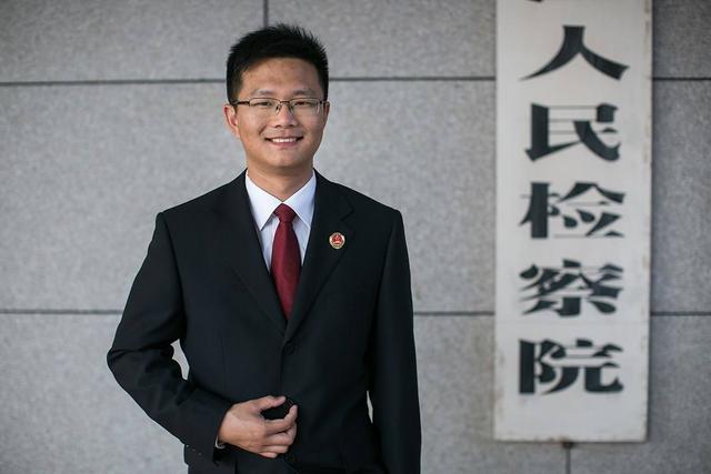 985高校毕业生考选调生值不值?农村孩子比较