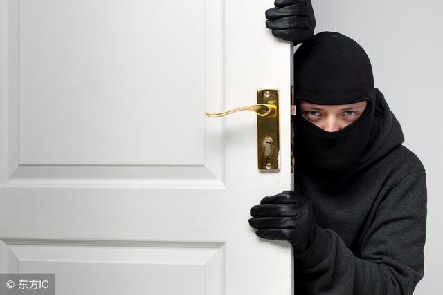 小偷来我家偷东西地面太滑不小心摔倒致死,我有责任吗?