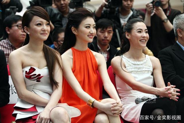 女星和景甜同框,总感觉都略逊一点,最后一张看上去最好