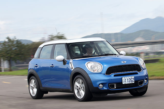 感受老款宝马mini2.0d的操控体验