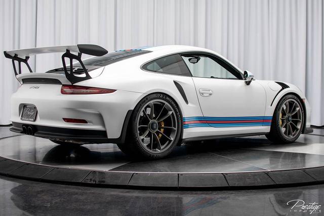 保时捷911gt3rs经典的马天尼涂装