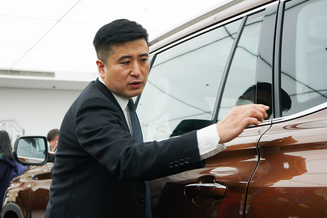 可控的力量 深刻的高级,邵景峰把强者属性植入荣威rx8中