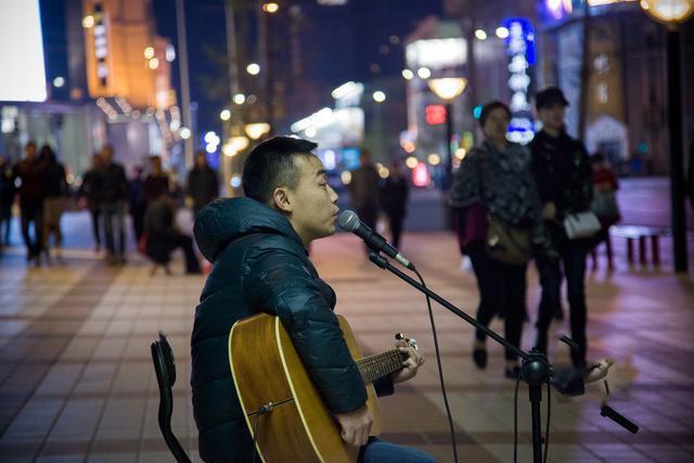 为什么很多毕业生宁愿去北漂过苦日子,也不愿去二三线城市?