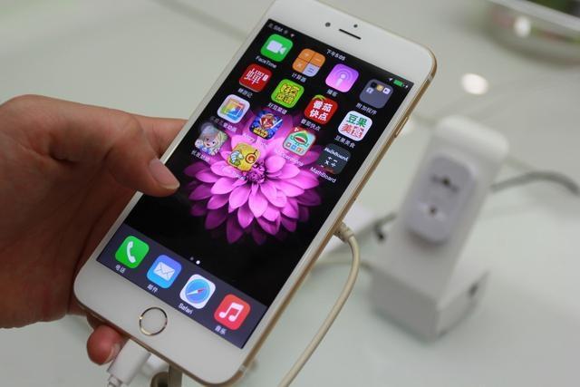 跌至2750元,苹果a8 64gb存储 光学防抖,保修365天!