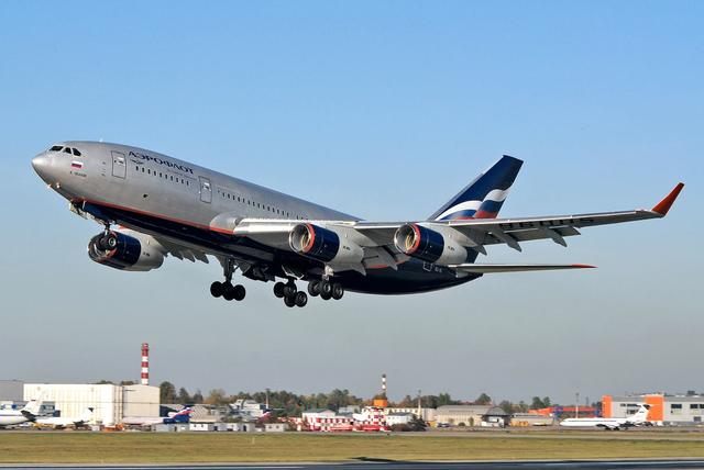 中俄联合研制的c-929大飞机,要彻底击败波音和空客有多大难度?