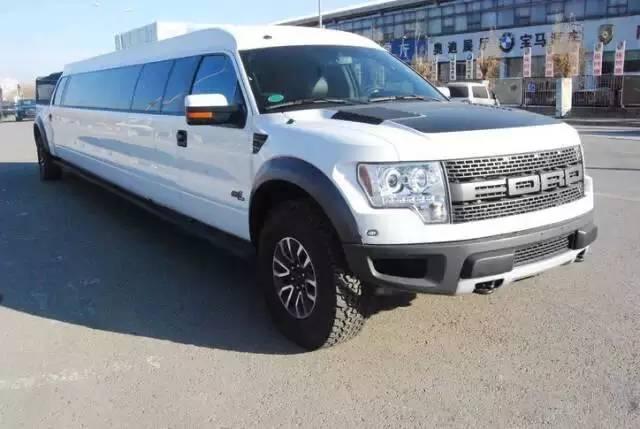 这款加长版福特猛禽f150是在普通版福特f150的基础上,进行大量改进