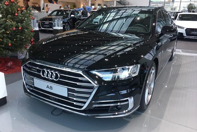 全新奥迪a8配激光大灯,6.0t w12发动机,秒杀奔驰s级