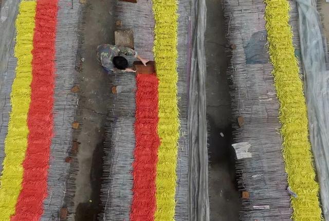 西安周边昔日的粉笔村太火爆了,像一条条彩带,你知道在哪吗