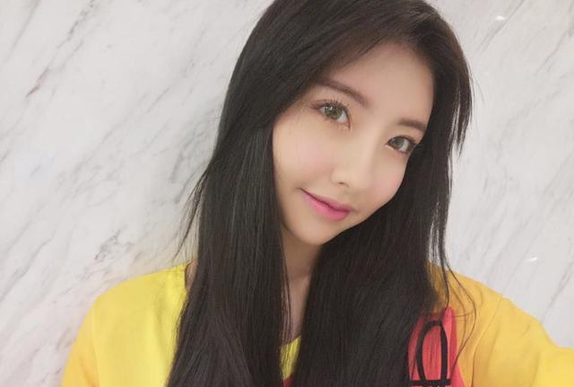 王思聪|何炅|张予曦_新浪新闻