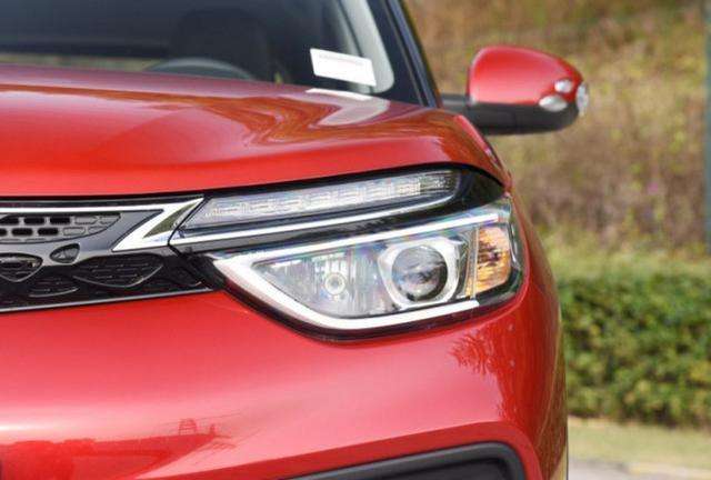 面对着ax6的逐渐边缘化,东风风神就在另外的市场进行开辟了,于是新的