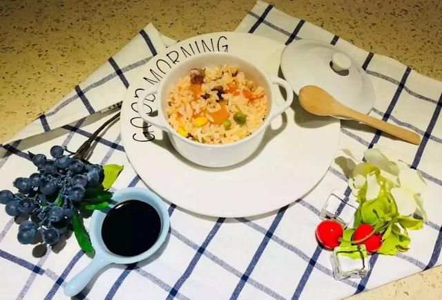 瓜妈在第二步里没有放盐,1岁以后的娃可以考虑加一点儿童酱油调味