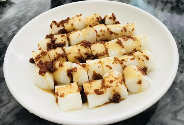 惠州地道传统美食猪肠粉从小吃到大的美味早餐