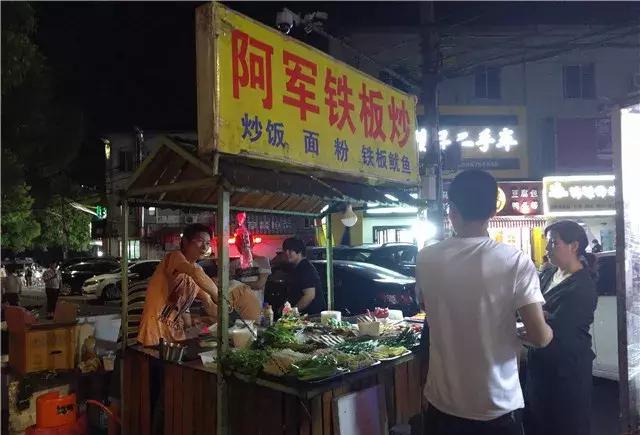 诸暨这条最有烟火味的美食街,即将消失