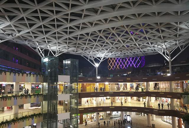 金玉其外的九江新天地,九江学院的小情侣们多了个避暑山庄!