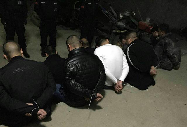 微信群里牛牛_微信群牛牛挂免费下载_牛牛微信群贴