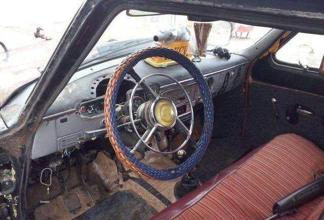 小伙三百改报废车外观为朋克风格,去加油站,员工纷纷拍照留念