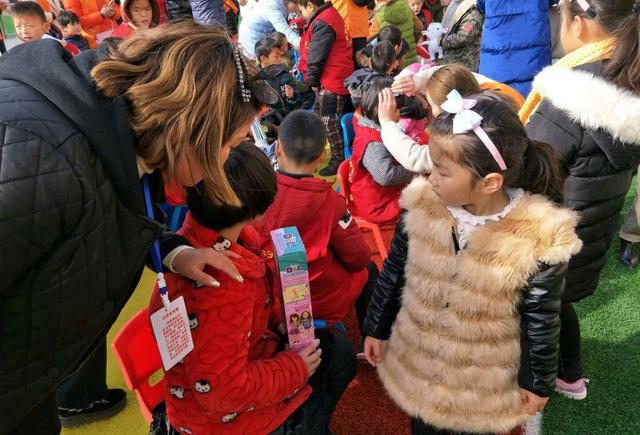 協辦單位:愛育幼童全腦早教中心,阜陽市立威武術館,阜陽師範學院信息