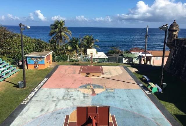 休斯顿星星球场,美国的街球圣地洛杉矶黑人区的球场,科比曾经打球的