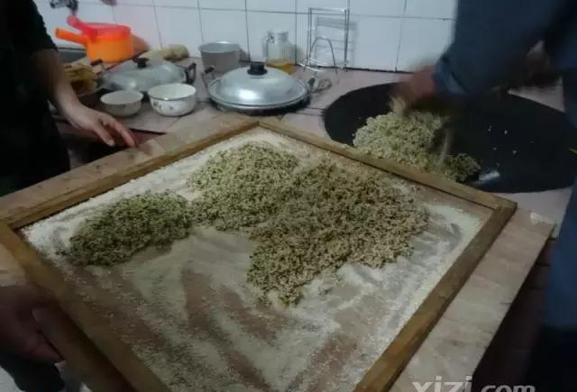 但更重要的是家人一起动手的那份情|炒米|小吃|惠阳_新浪新闻