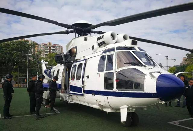 警用直升飞机已降落中山,警察开放日下午3点半闪亮登场