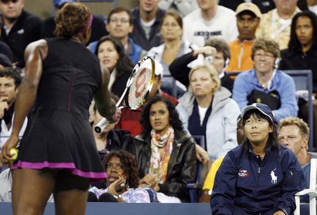 阿联弃鞋,张帅离场,到底是谁给他们的底气?